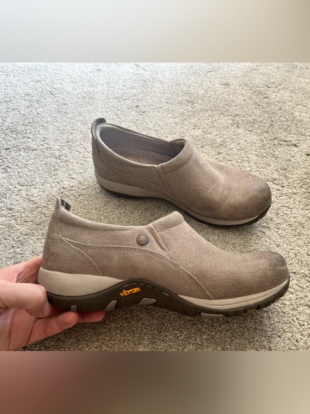 Dansko Patti Size 39 Taupe Burnished Suede Leather Slip On Vibram Work Clogs